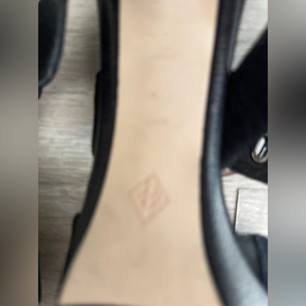 Donald J. Pliner Black Women's Sandals - Picture 11 of 14